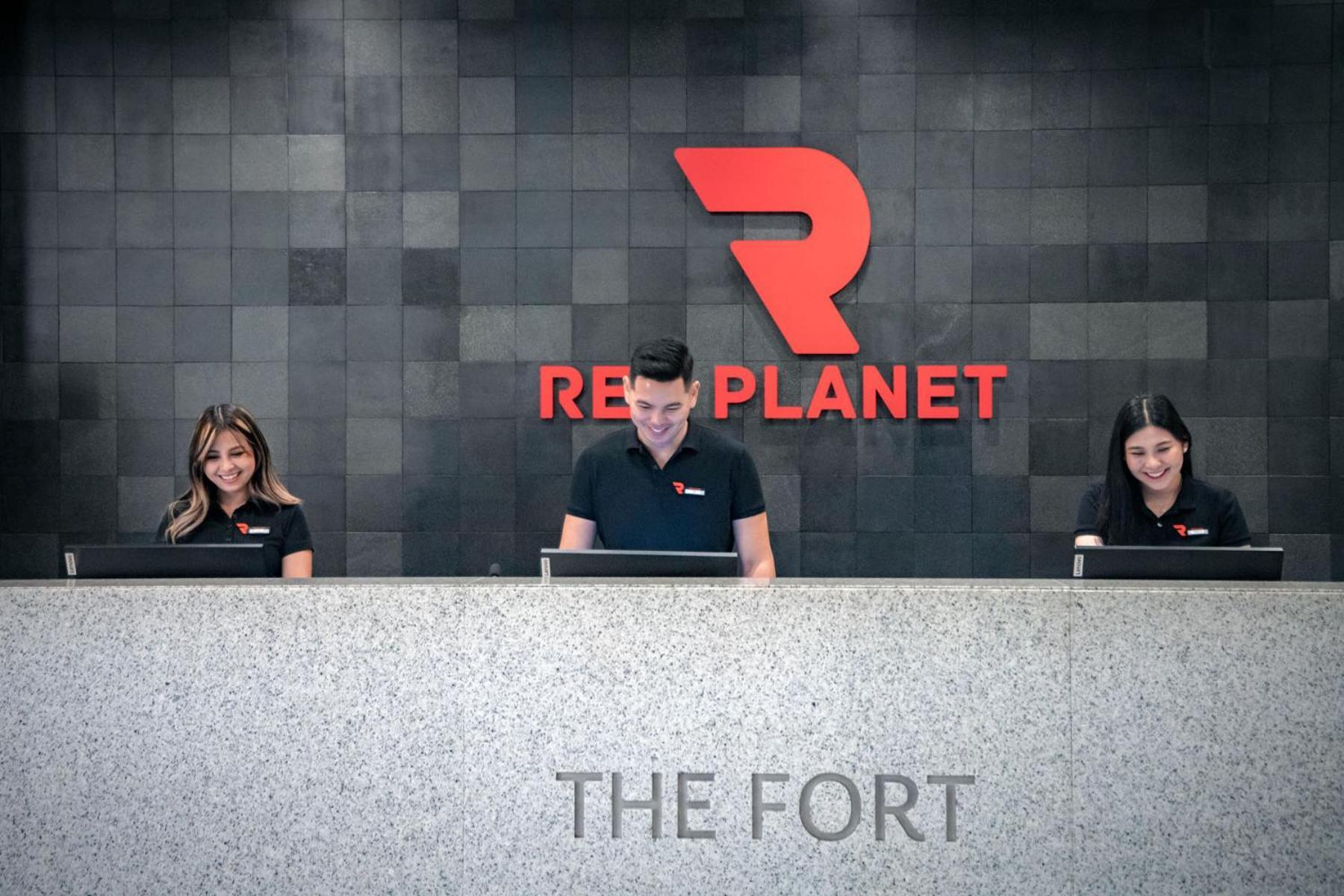 Red Planet Bgc The Fort Taguig Kültér fotó