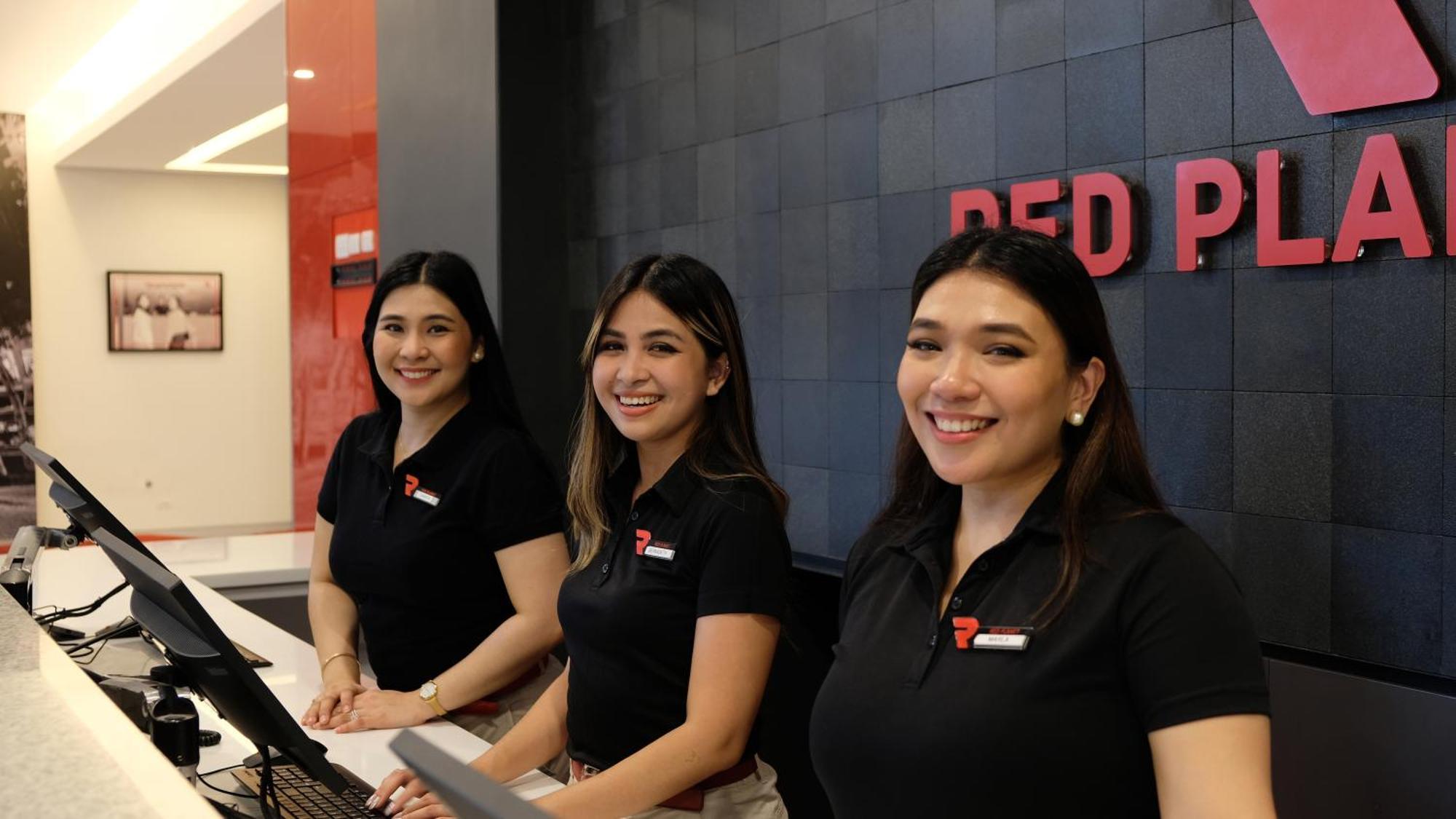 Red Planet Bgc The Fort Taguig Kültér fotó