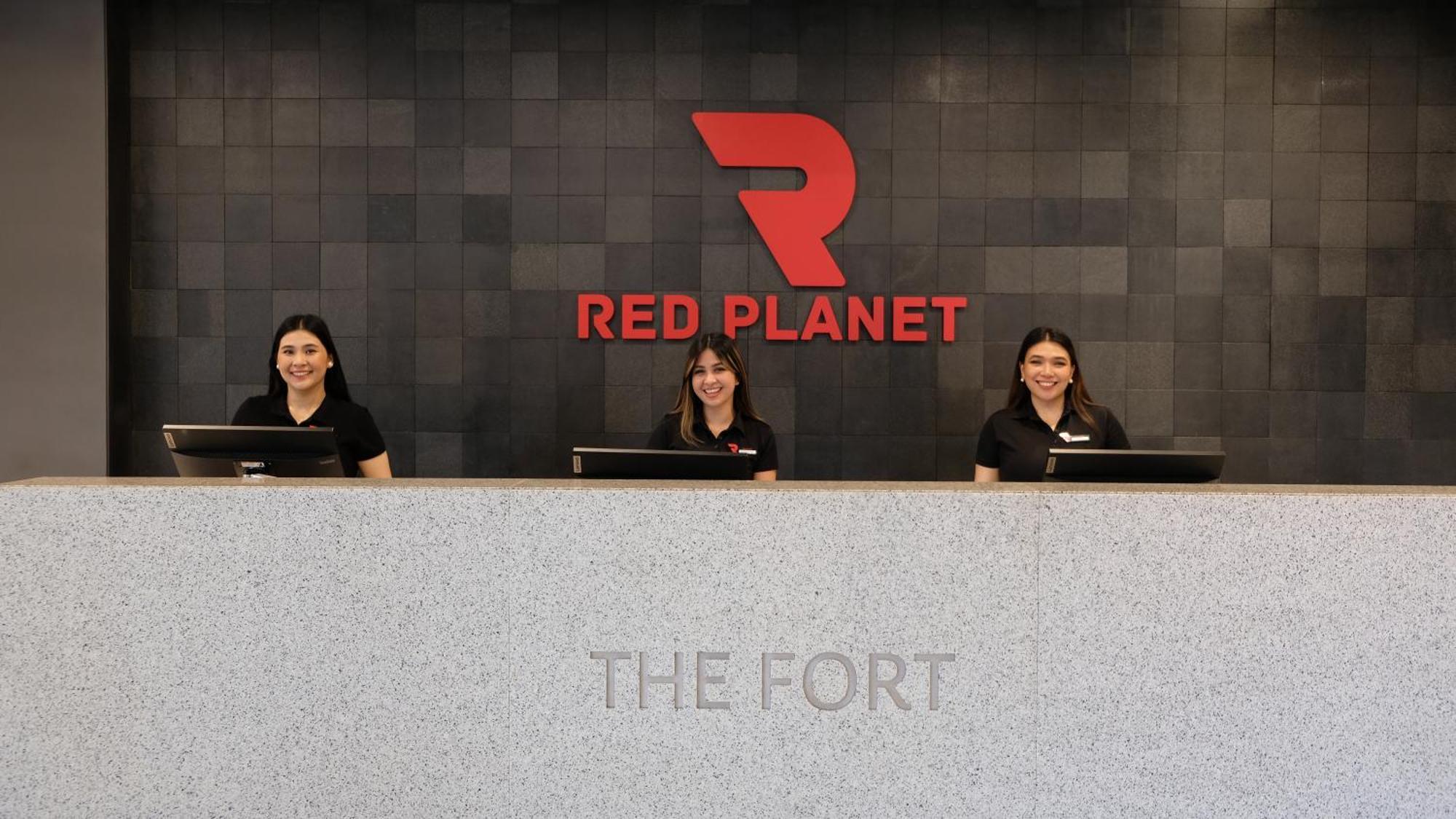 Red Planet Bgc The Fort Taguig Kültér fotó